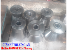 Gia công chi tiết máy 42